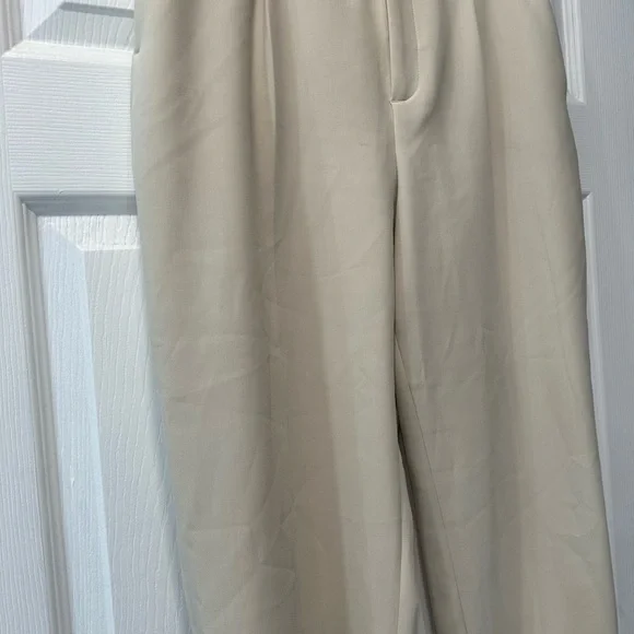 Zara Women’s Beige Dress Pants - Picture 2 of 10